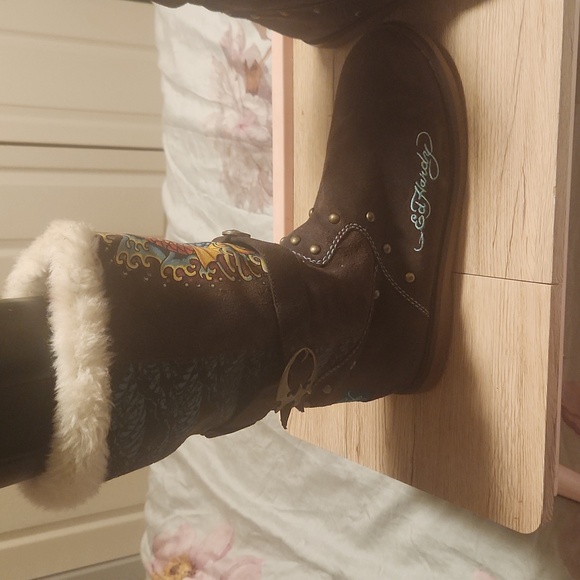 ED HARDY SUEDE VINTER BOOTS SIZE 10 - Picture 3 of 7